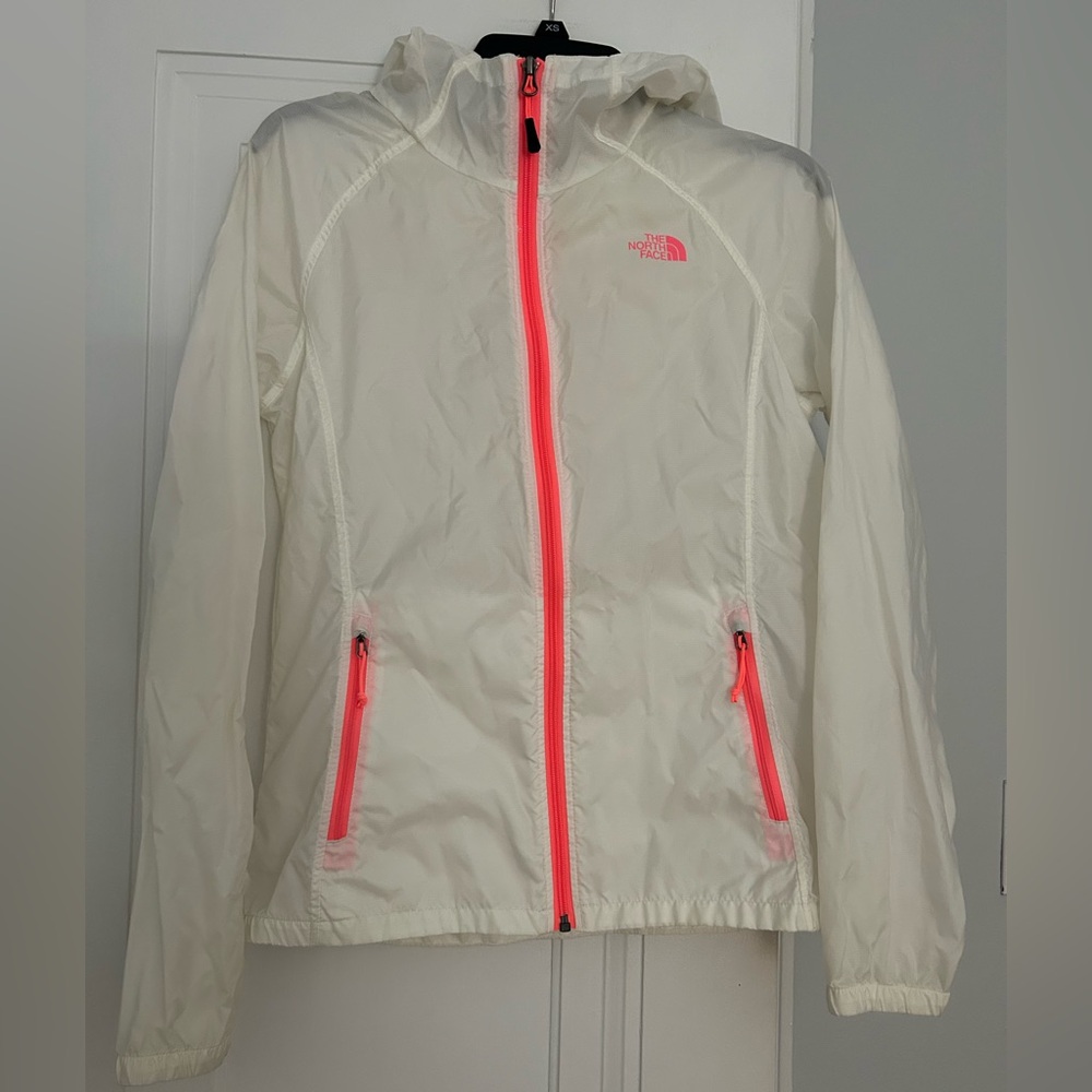 Women’s North Face raincoat